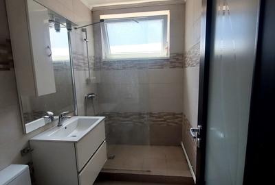 Apartament spatios Micro 18 etaj 1 - 4
