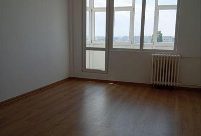 Apartament cu 2 camere decomandat în Colentina