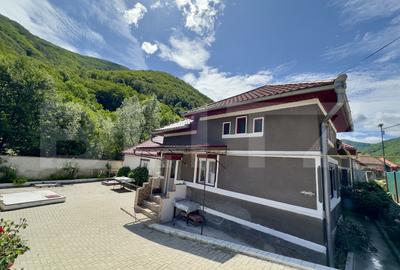 Casă individuală cu 3 camere în Cugir