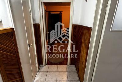 Apartament cu 2 camere de vânzare – Micro 4, Bulevardul Dacia - 8