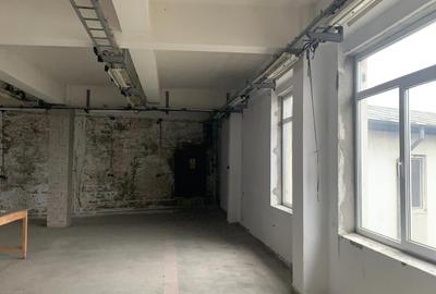 Afumati  Vanzare  Cladire  comerciala    S+P+2E +P 400 000eur - 1