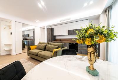 Apartament cu 3 camere decomandat, mobilat în Pipera