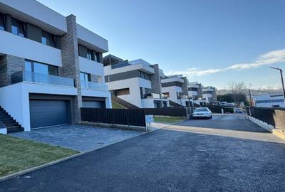 Duplex cu 5 camere în Feleacu