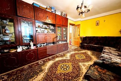 Apartament 2 camere, 59 mp, două balcoane, in centrul orașului Săveni - 2