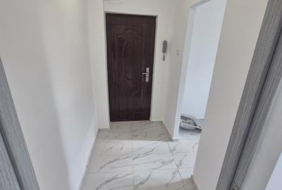 2Cam--Sagului-7 Min de Spitalul Judetean--Renovat--45MP-75.000 Euro!Neg - 17