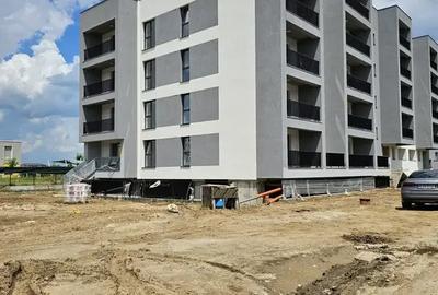 Apartament cu 2 camere decomandat în Theodor Pallady