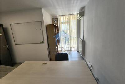 Spatiu comercial, Central - 26