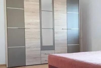 Apartament cu 3 camere decomandat, mobilat în Victoriei