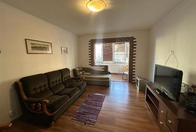 Apartament cu 2 camere decomandat, mobilat în Răcădău