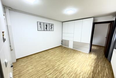 Birou, de 35.00 mp, în Iancului