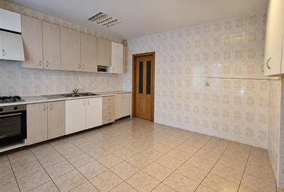 Vila versatila 7 camere + Garaj zona 1 Mai - Ion Mihalache | Ideala locuinta sau - 3