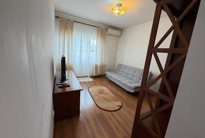 Apartament cu 2 camere decomandat, mobilat în Decebal