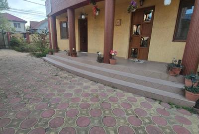 DUPLEX DEOSEBIT – IDEAL PENTRU 2 FAMILII SAU O FAMILIE NUMEROASĂ | NĂVODARI - 2