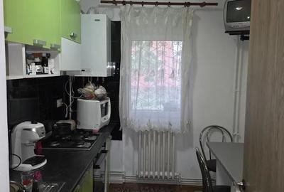 Apartament cu 2 camere decomandat, zona Canta - 4