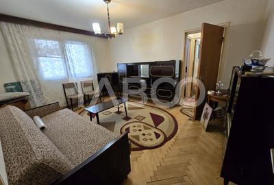 Apartament cu 2 camere semidecomandat, mobilat în Mihai Viteazul