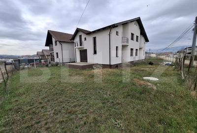 Duplex cu 4 camere în Partoș