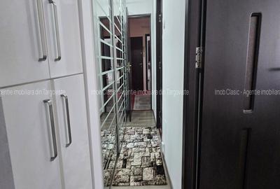 ETAJ 1,Micro  3 Târgoviște,  vânzare apartament 3camere - 12