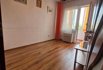 Ap 3 camere zona Vitan Dristor. 2 bai. Decomandat. Locatie exacta pe Map - 2