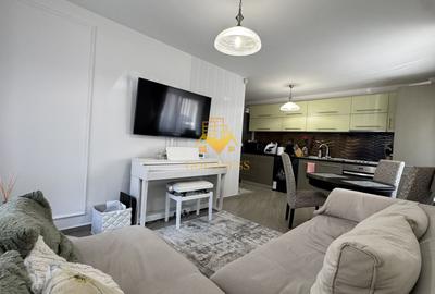 Apartament cu 3 camere semidecomandat, mobilat în Zorilor
