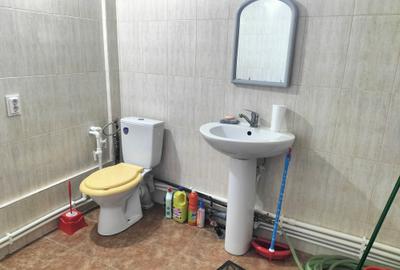 Casă / spațiu comercial - lângă Spitalul Racovița, Mioveni - 9