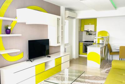 Apartament cu 3 camere decomandat, mobilat în City Park Mall