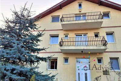 Casă individuală cu 10 camere în Tractorul