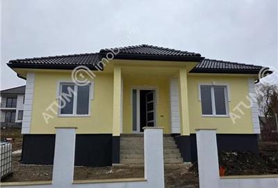 Casă individuală cu 4 camere în Central