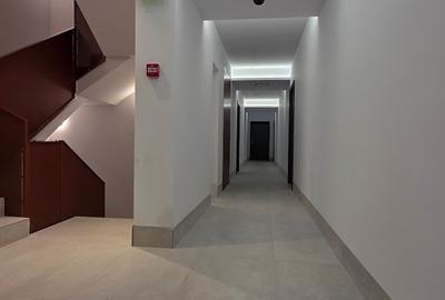 Studio Lux, Bloc Boutique Timpuri Noi - 14