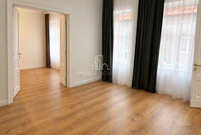 Apartament 2 Camere Renovat 65 Mp de Vanzare, Piata Trandafirilor - 1