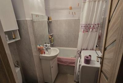 Garsonieră semidecomandată, mobilată în Noua