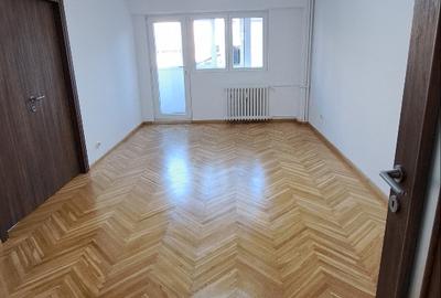 Dorobanti (ASE), 3 camere de inchiriat, 1/10, decomandat, 80 mp, renovat 2026 - 2