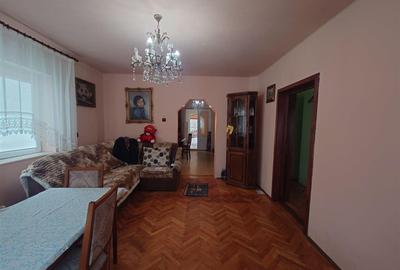 Casa si Teren Brad la drum european - 2