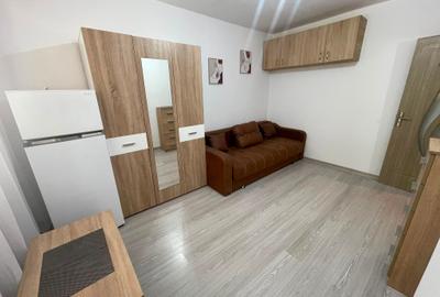 Garsonieră decomandată în Podu Roș