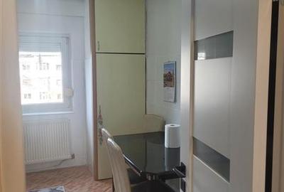 Apartament 3 camere decomandat zona Nord - 13