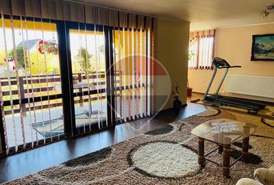 Casa de vanzare in Mitocul Dragomirnei - 2 km de Manastirea Dragomirna - 2
