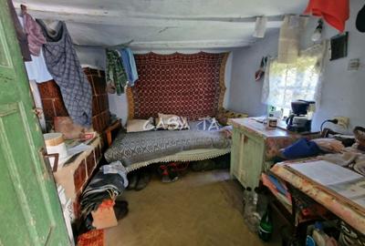 Casa situata in orasul Targu-Carbunesti , Sat Ștefanesti - 6