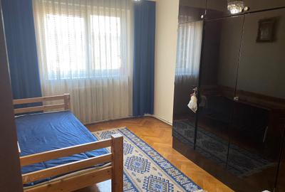 Apartament 3 camere Manastur, str.Padin, zona Piata Flora, decomandat, et.2/4 - 5