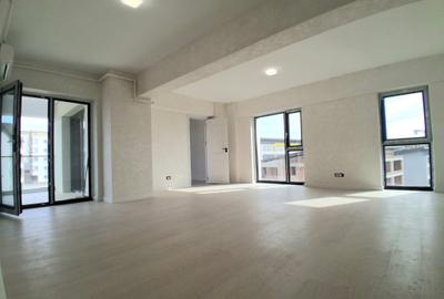 Apartament cu 3 camere în Păcurari