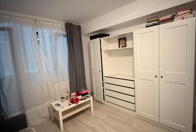 Apartament cu 2 camere decomandat în Drumul Taberei