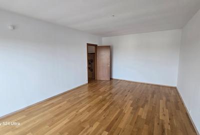 Săftica DN1 | 3 camere | 226 mp | Două terase | 2 parcări - 3