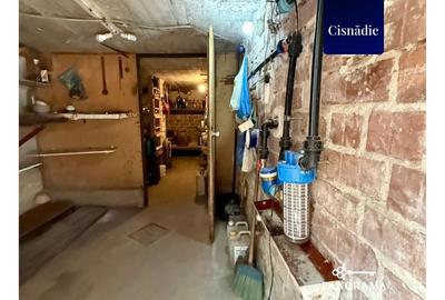 Casă cu grădină proprie, garaj, pivniță și teren în centrul Cisnădiei - 15