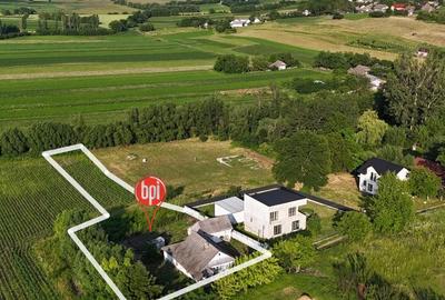 SE VINDE Casa (demolabila) + Teren construibil, in Hreatca, Com.Vulturesti, SV - 5