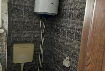 Apartament 3 camere semidecomandat, Valea Călugărească – de renovat - 11