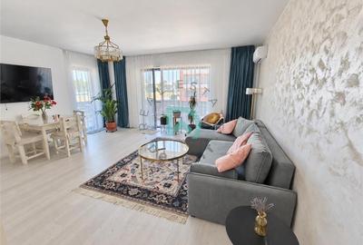 Apartament cu 3 camere decomandat în Tractorul