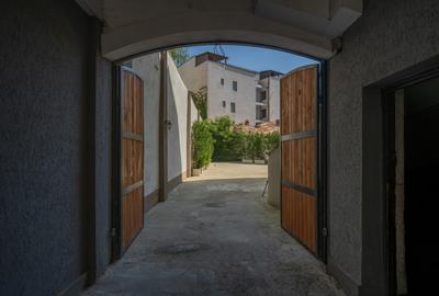 CAROL - EPISCOP CHESARIE, APARTAMENT 250 MP TOTAL, CURTE 250 MP! - 20