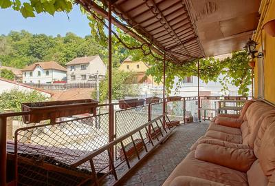 Casă cu 2 apartamente, terasă și garaj, zona Piața Unirii, Brașov - 8