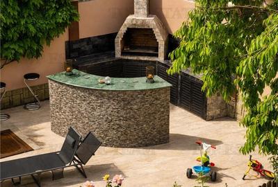 Oaza de Relaxare la Mare – Vila Exclusivista cu Piscina si Curte Generoasa Agige - 12