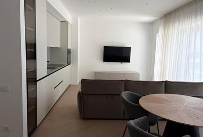Apartament cu 3 camere semidecomandat, mobilat în Aviației