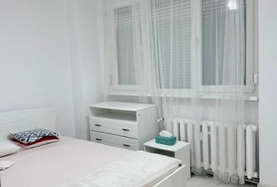 Apartament cu 3 camere semidecomandat, mobilat în Grivița