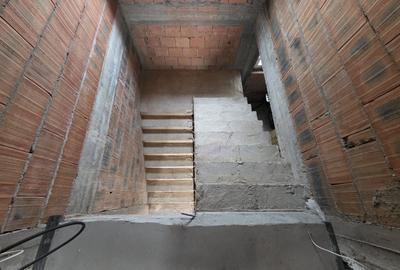Vilă individuală în Tunari – 5 camere, curte privată - 9